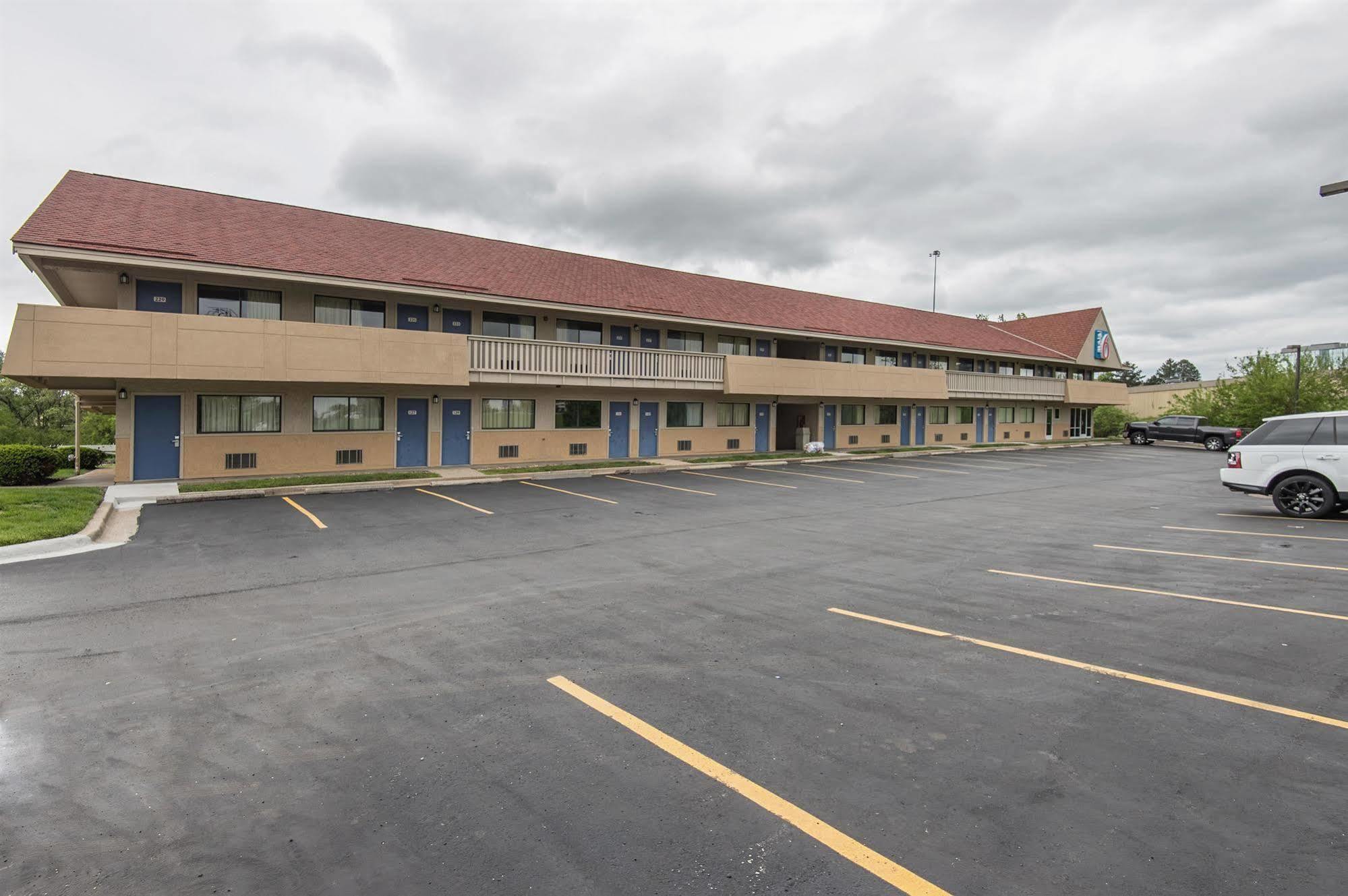Motel 6-Overland Park, Ks Bagian luar foto