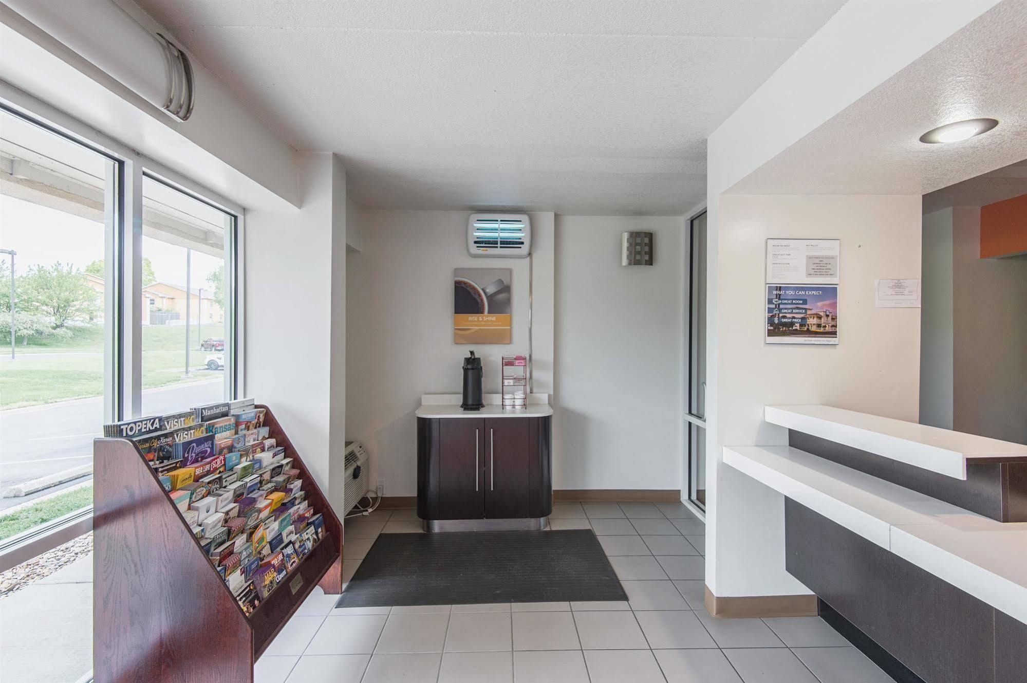 Motel 6-Overland Park, Ks Bagian luar foto
